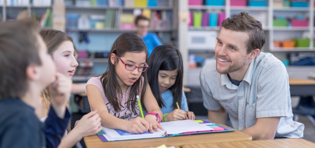 A Day in the Life of a Teacher in the UAE: What to Expect